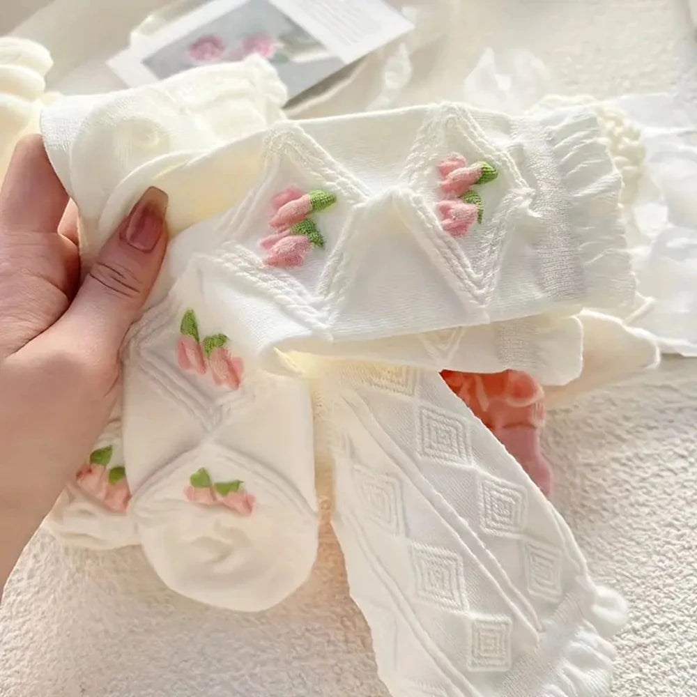 Cute Lace Mid Tube Socks