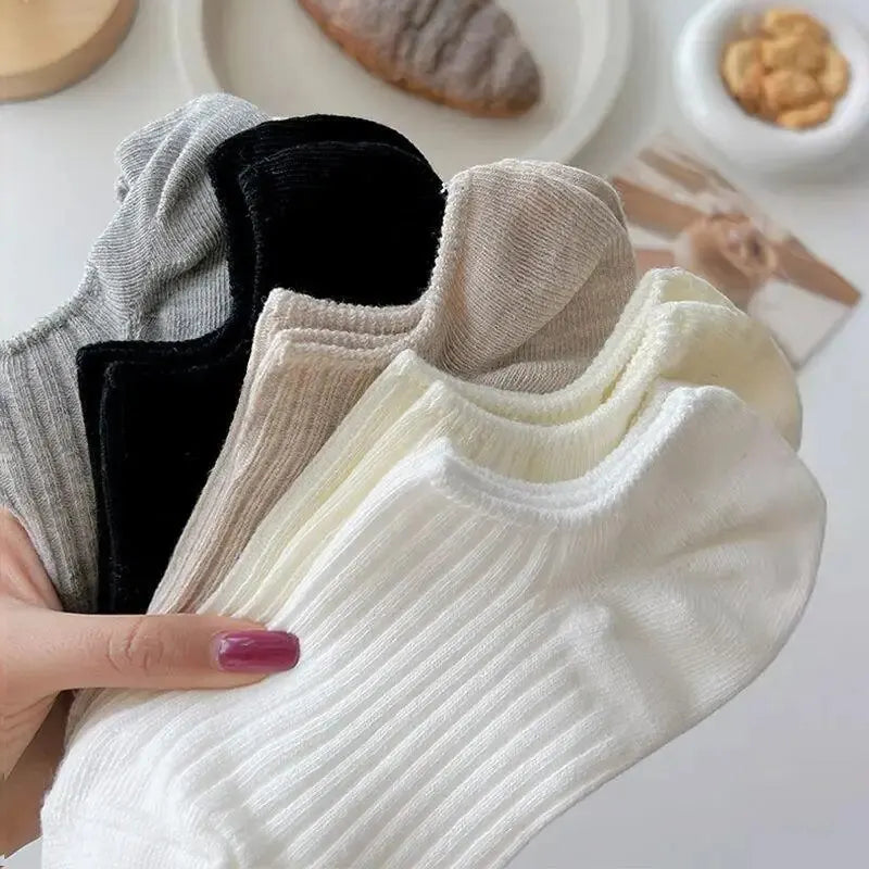 Colorful Ribbed Short Socks