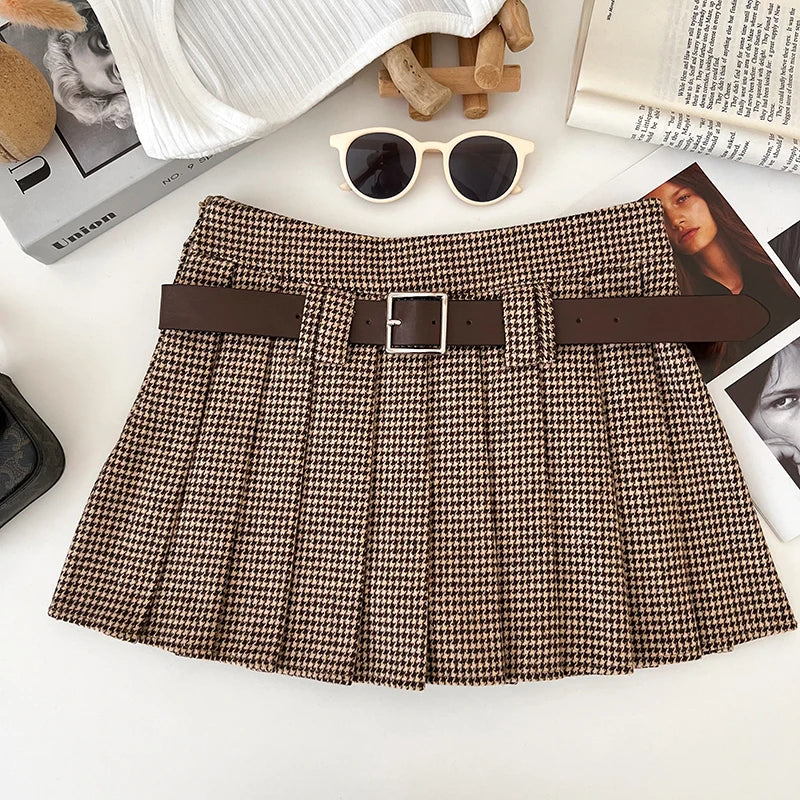 Low Rise Houndstooth Mini Skirt with Belt