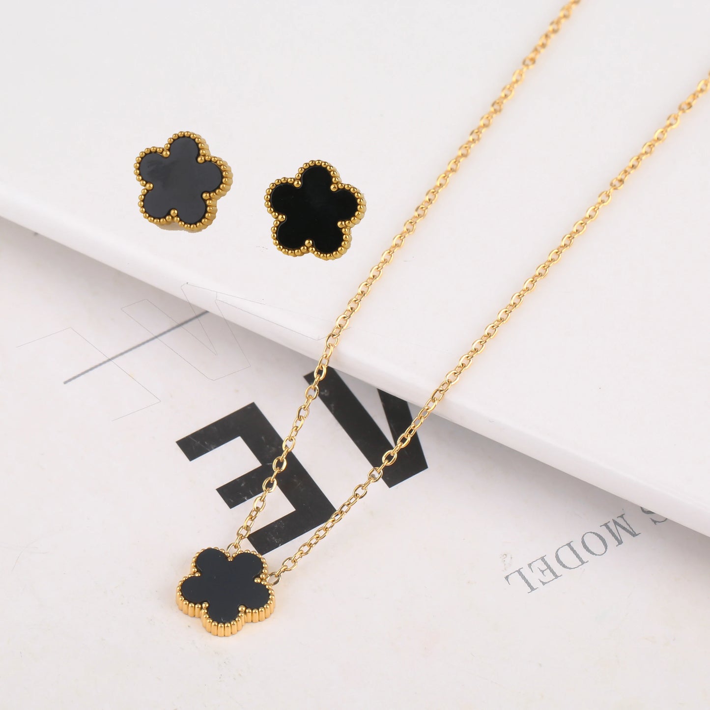 Adjustable New Design Gold Plated Stainless Steel 316L Plant Flower Bracelet