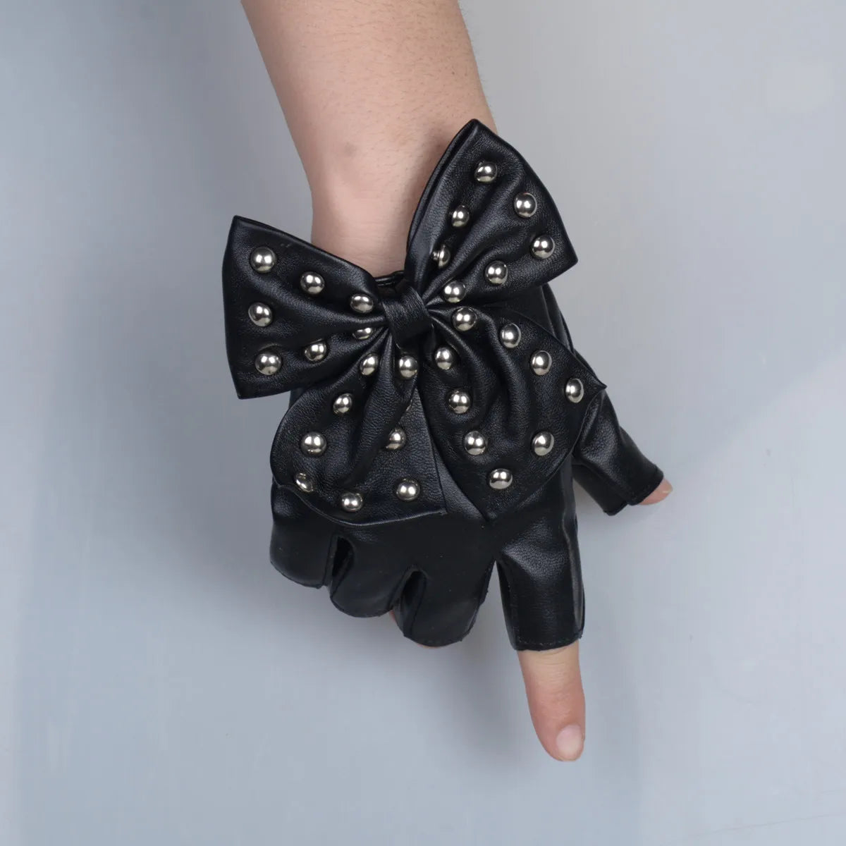 Women Bow Rivet Gloves