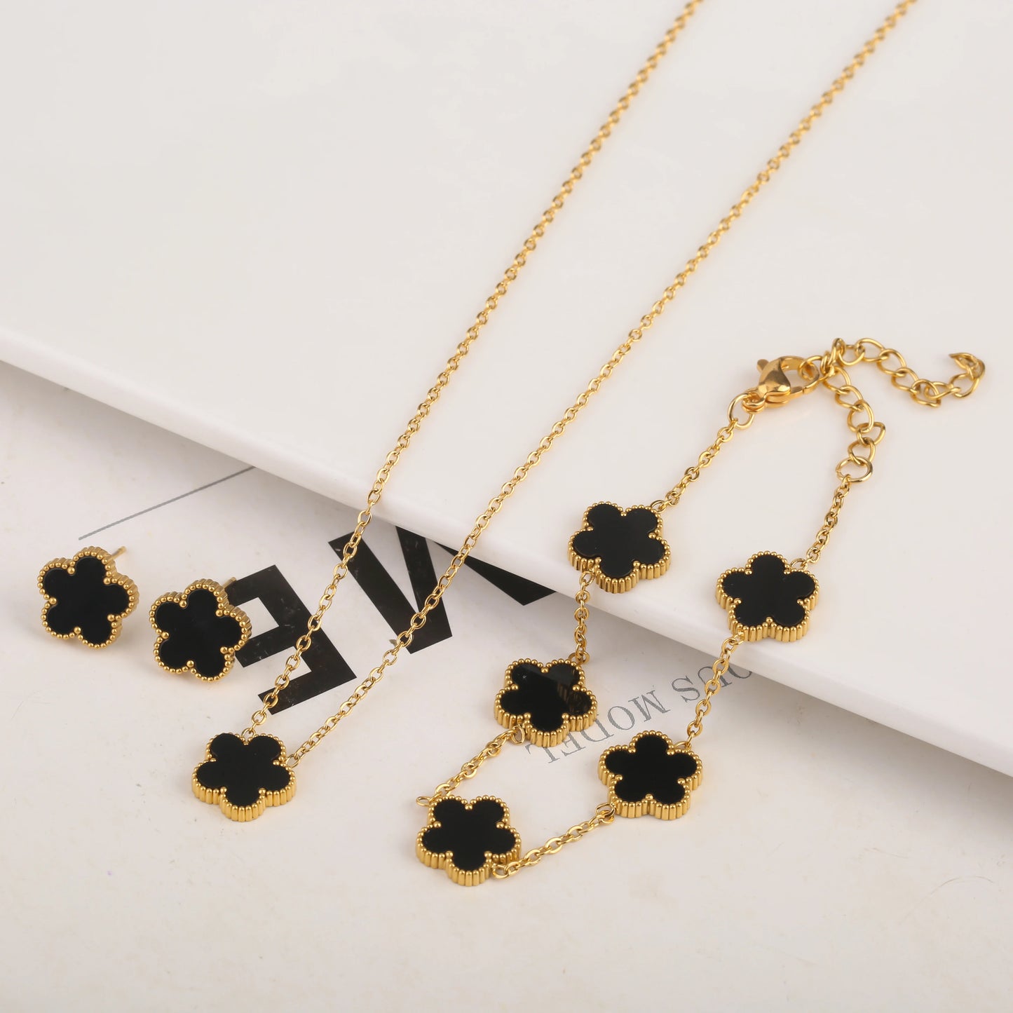 Adjustable New Design Gold Plated Stainless Steel 316L Plant Flower Bracelet