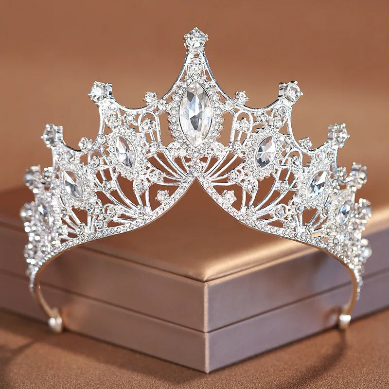 Rhinestone Tiara Designed For Wedding Party