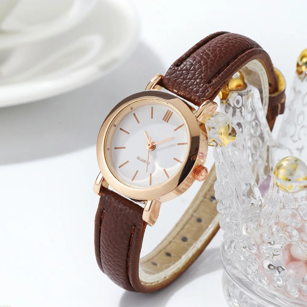 Casual Leather Band Quartz Watch