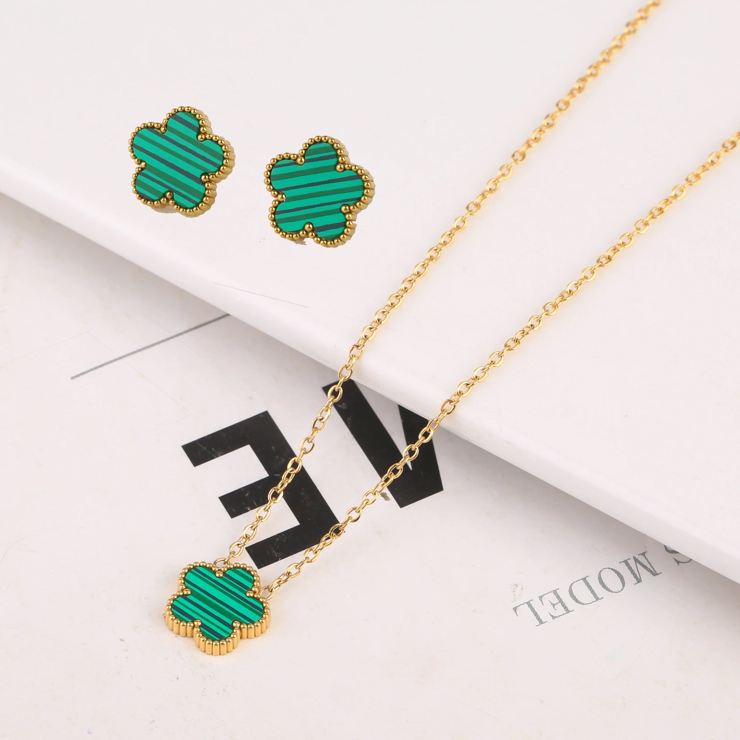 Adjustable New Design Gold Plated Stainless Steel 316L Plant Flower Bracelet