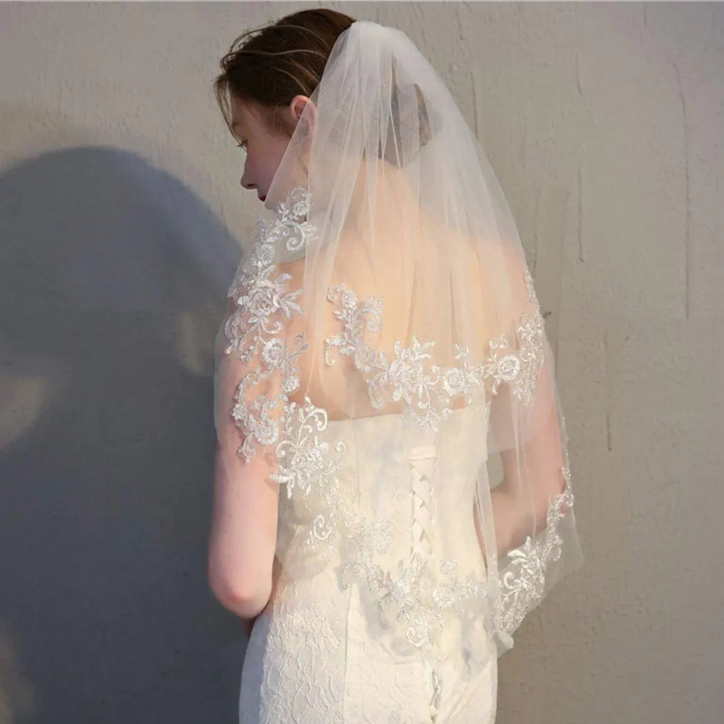 Bridal Lace Wedding for 2-Tier Appliqued Short Waist Length
