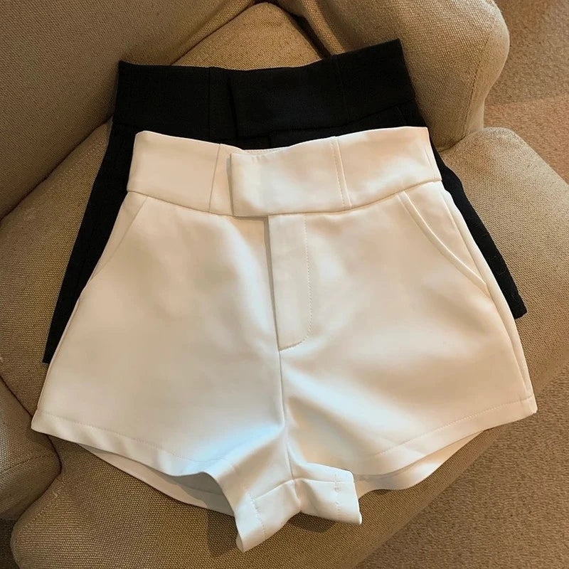 Mooyufon Black Shorts