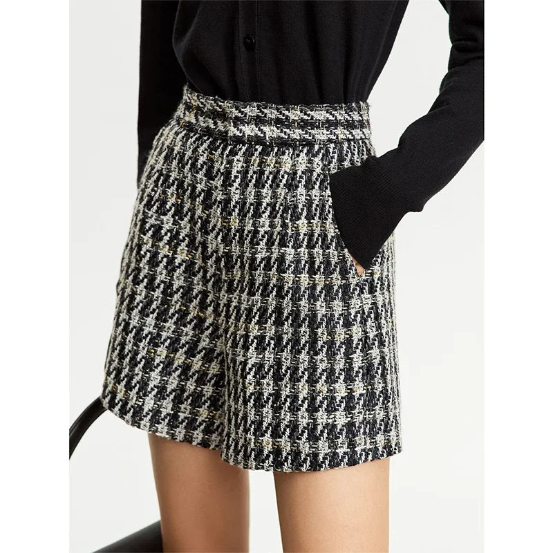 Minimalist Small Fragrant Fashion Women Shorts