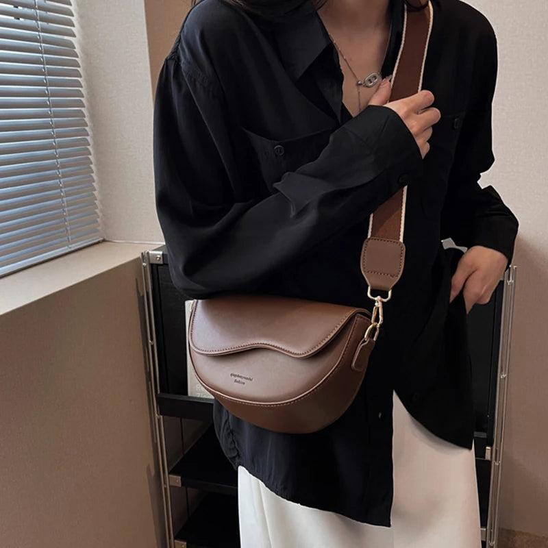 Small Saddle Shoulder Crossbody Bag