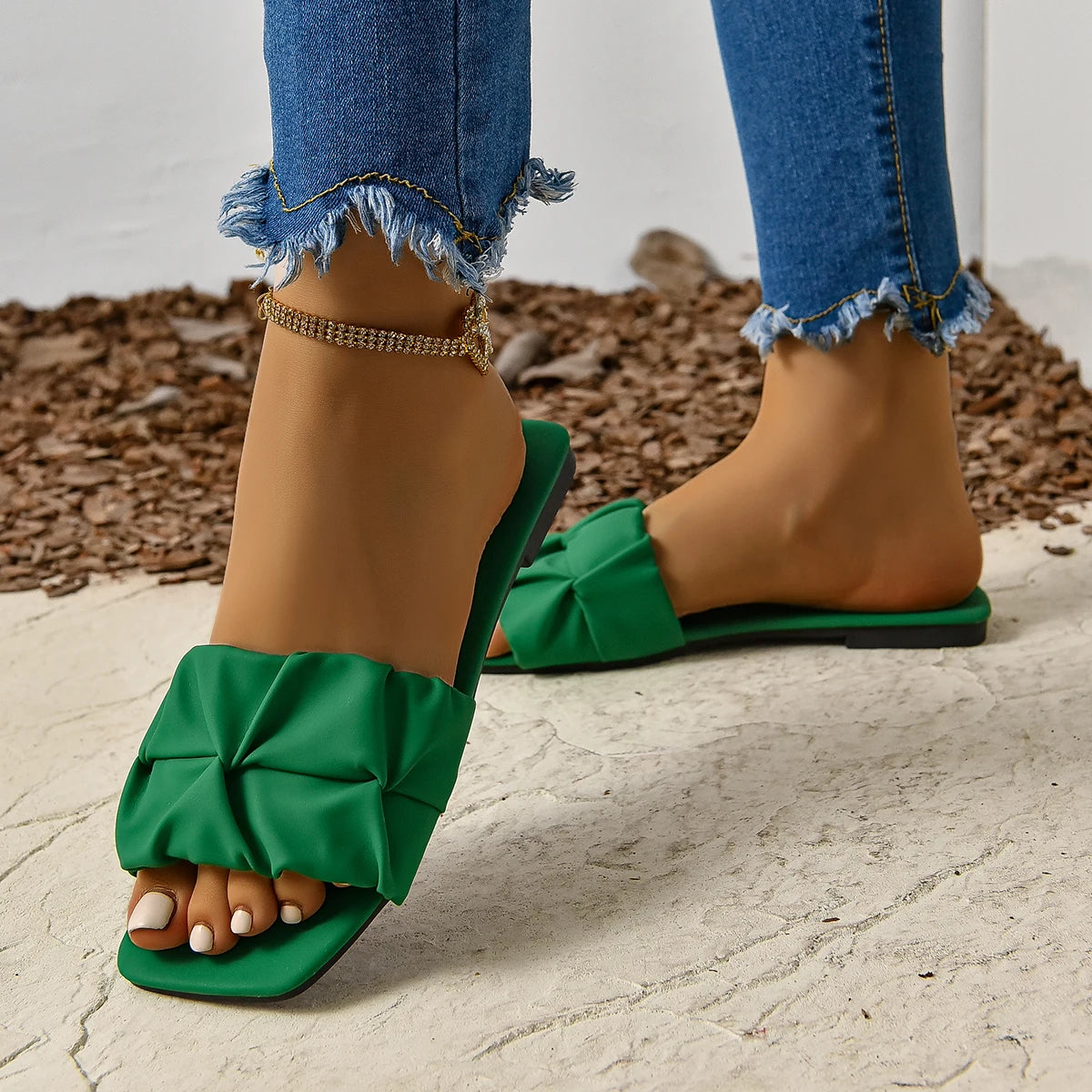 Flat Outdoor Flat Sandals