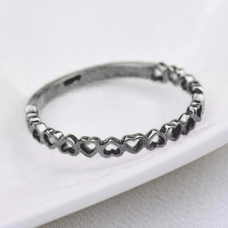 Hollow Hearts Finger Ring