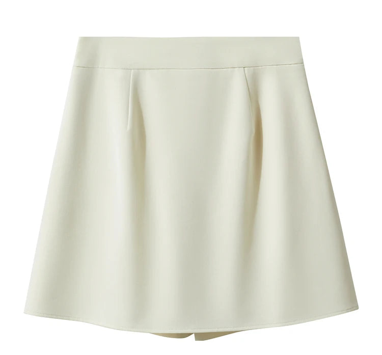 Minimalism Women's Casual Shorts