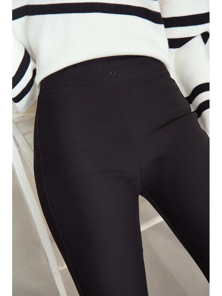 Minimalist Casual Comfortable Flared Leggings for Women