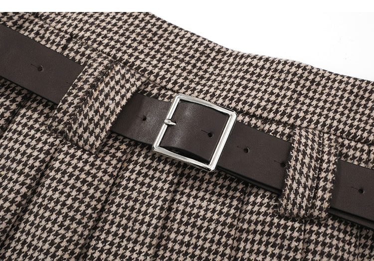 Low Rise Houndstooth Mini Skirt with Belt
