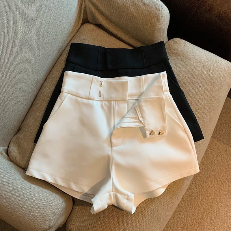 Mooyufon Black Shorts