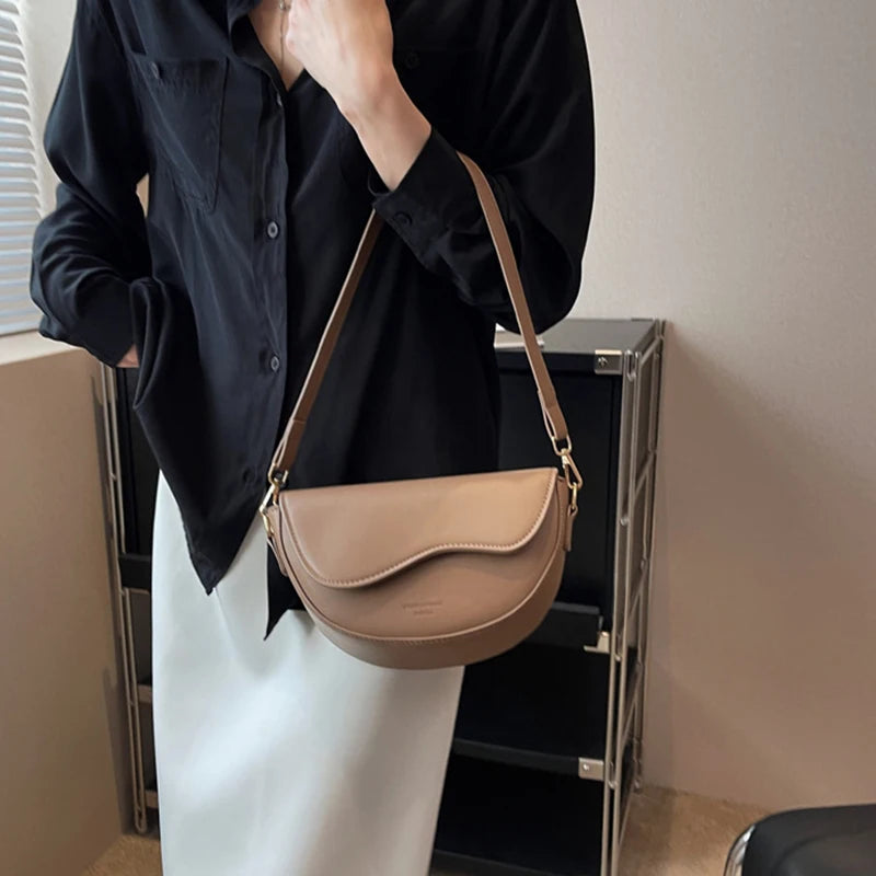 Small Saddle Shoulder Crossbody Bag