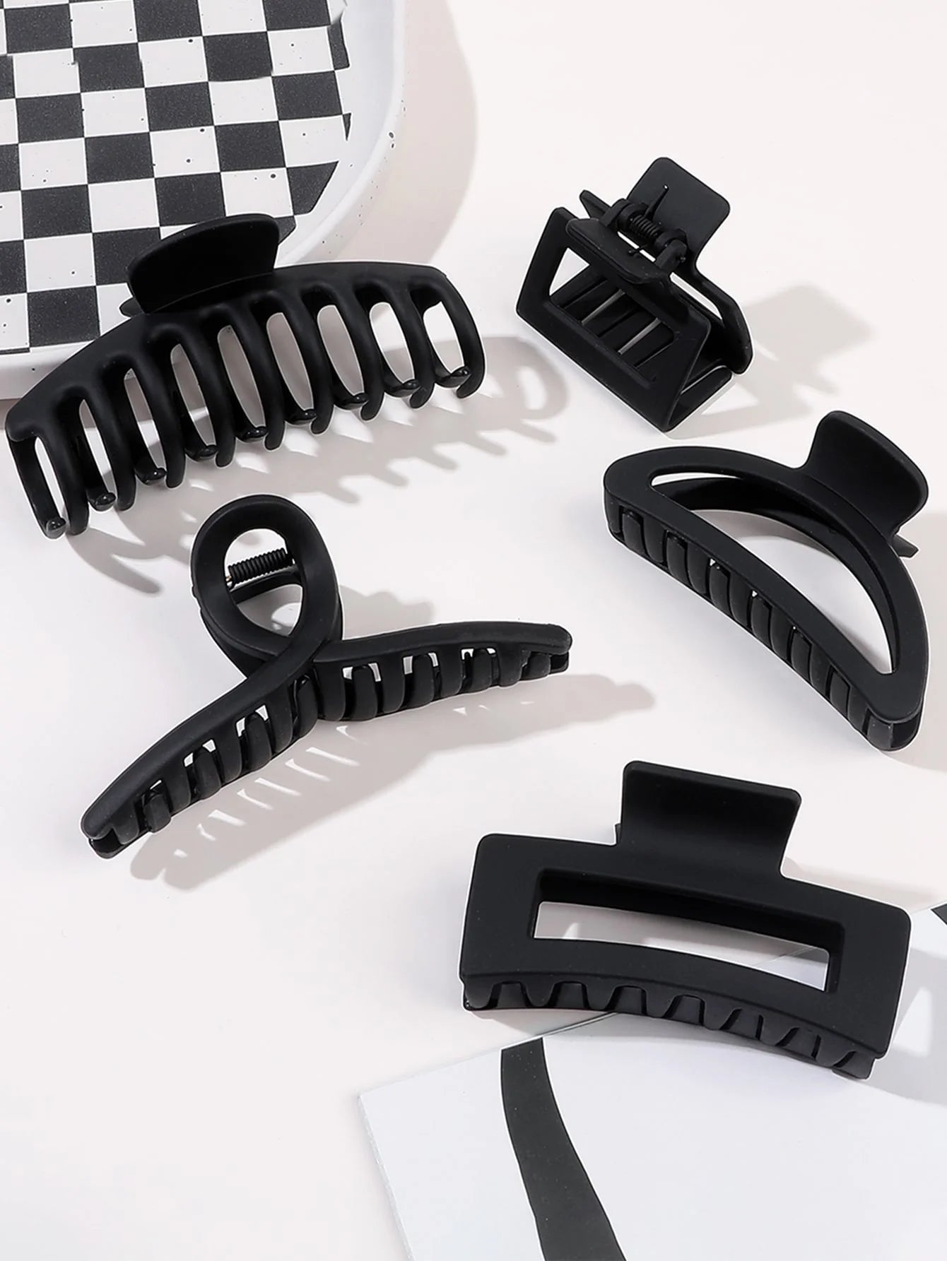 5 Pcs Mixed Colors And Shapes Big Hair Claw Clips