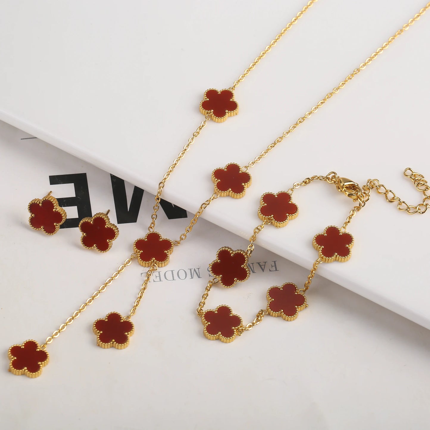 Adjustable New Design Gold Plated Stainless Steel 316L Plant Flower Bracelet