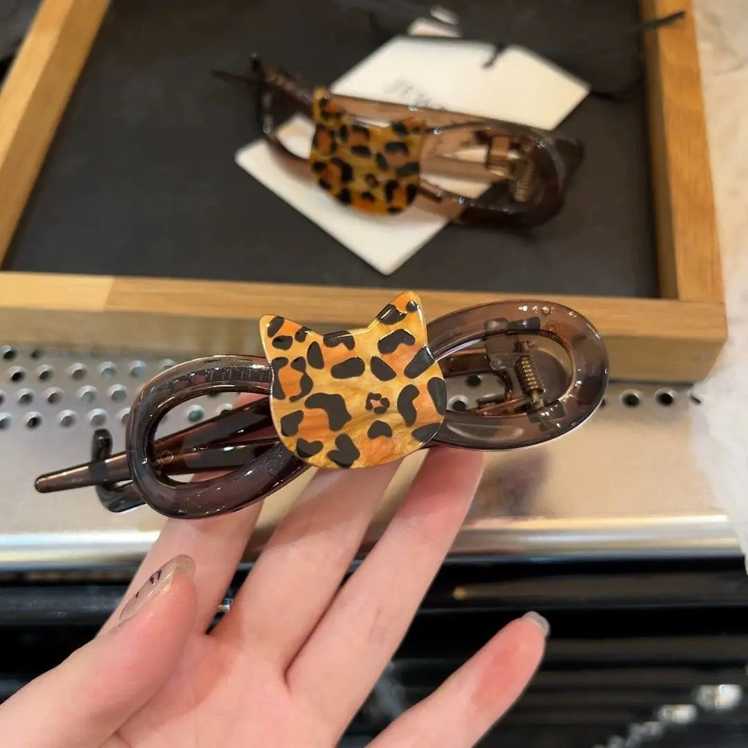 Twist Hair Clip
