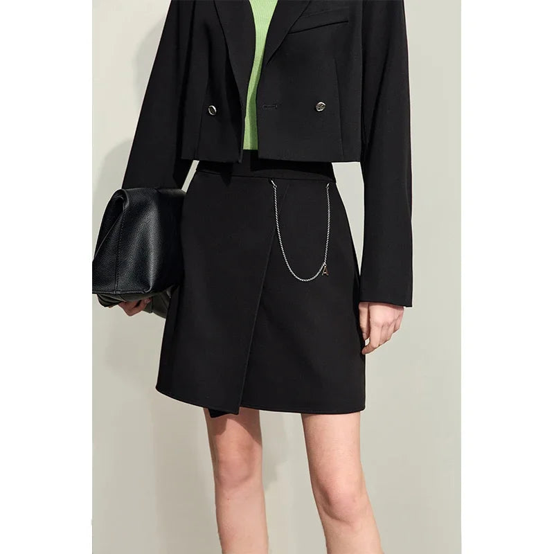 Minimalism Women's Casual Shorts