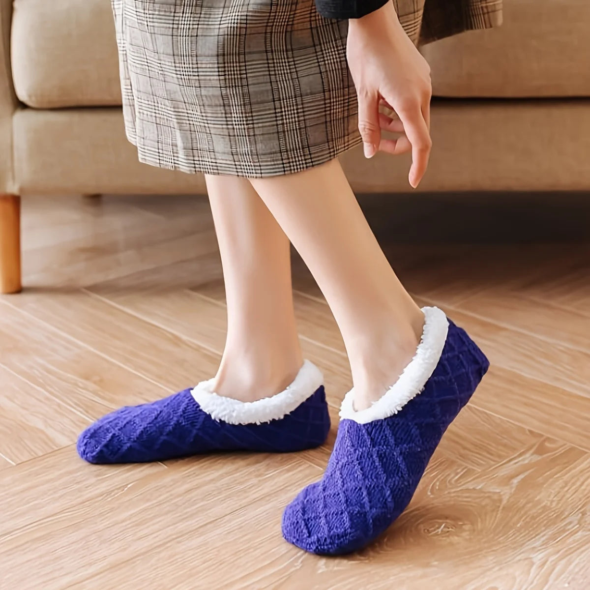 Women's Warm Solid Color Floor Socks