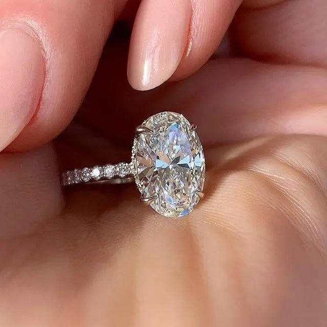 Oval Finger Ring