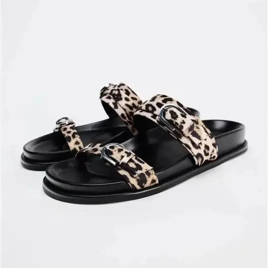 Chic Leopard Print Platform Sandal