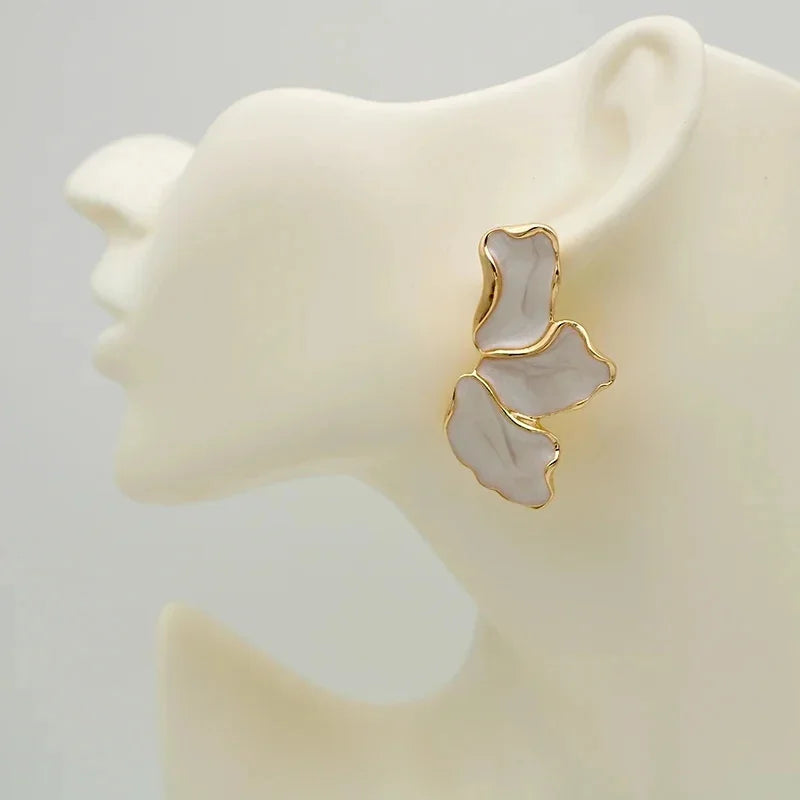 Metal Flower Cream Epoxy Earring