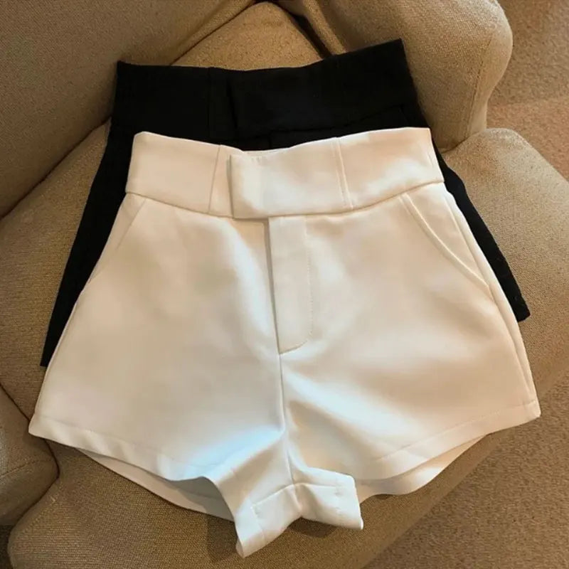 Mooyufon Black Shorts