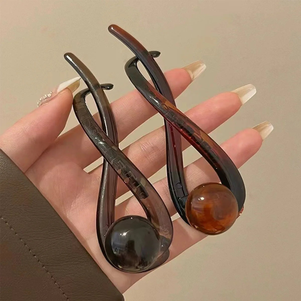 Twist Hair Clip